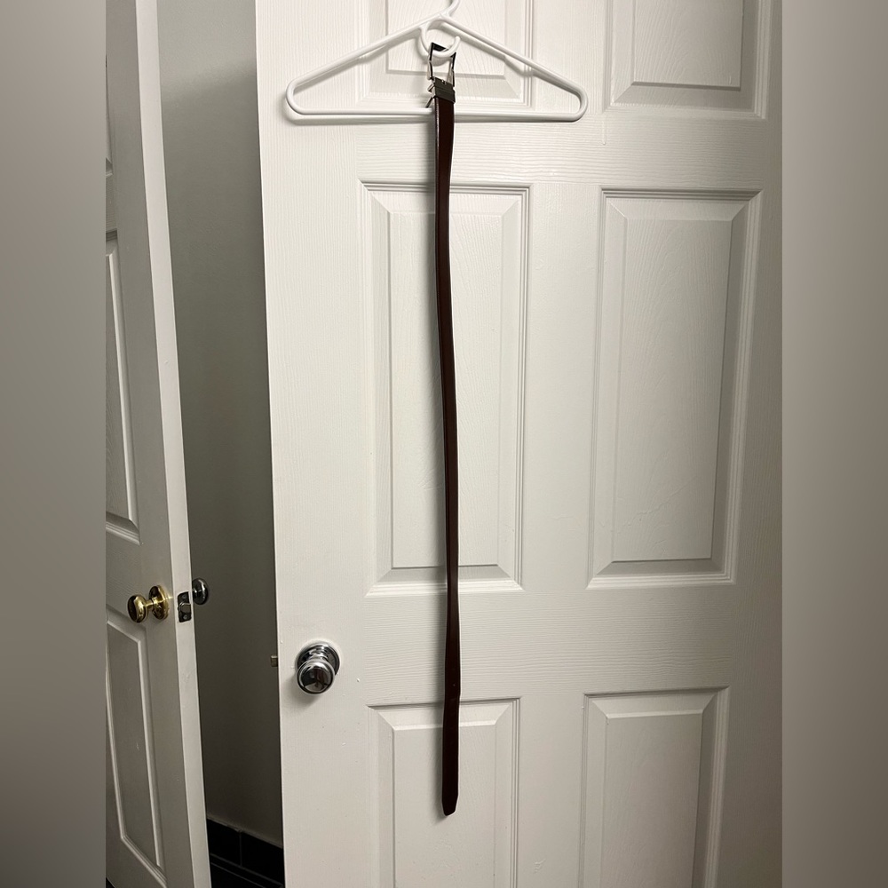 Men’s leather dress belt
